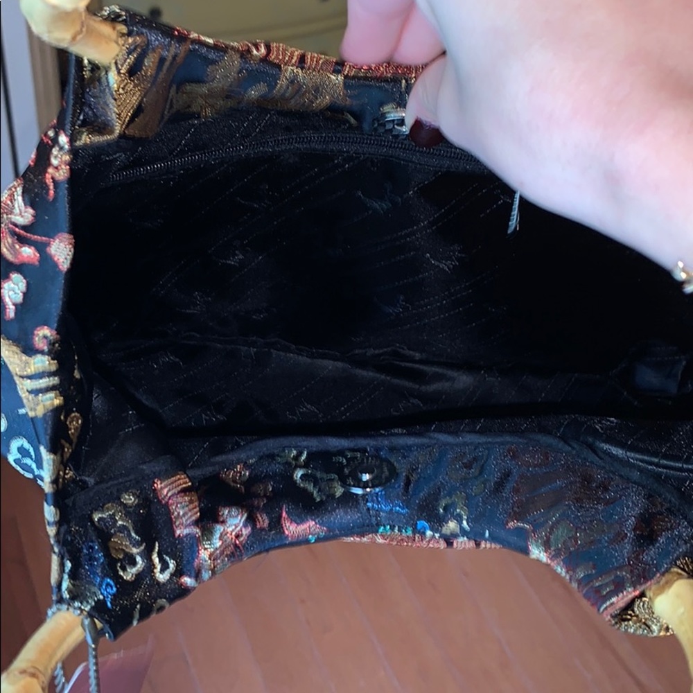 Handbag - Picture 5 of 6